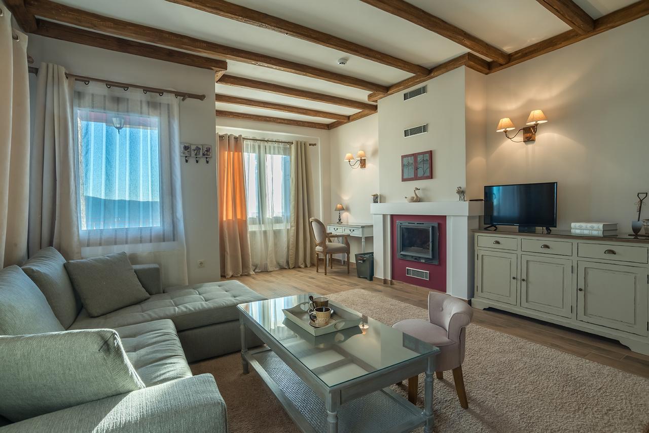 Almondhouse Suites With Fireplace - Adults Only アラコバ エクステリア 写真