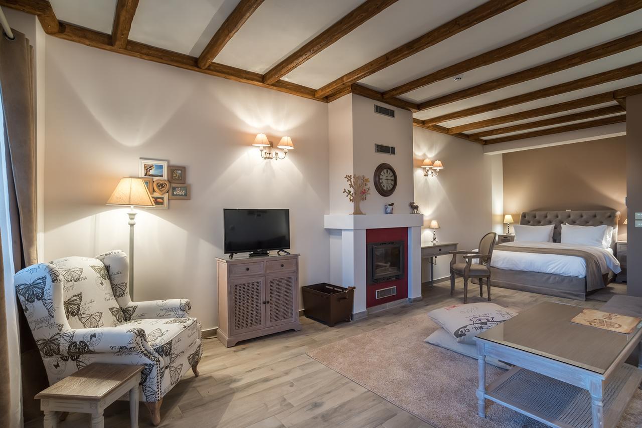 Almondhouse Suites With Fireplace - Adults Only アラコバ エクステリア 写真
